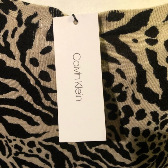 🆕Calvin Klein Multi Print Sweater - Picture 4 of 8